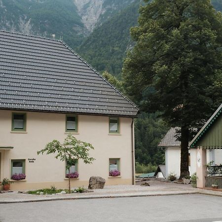 Gorska Roza Acomodação com café da manhã Log pod Mangartom Exterior foto